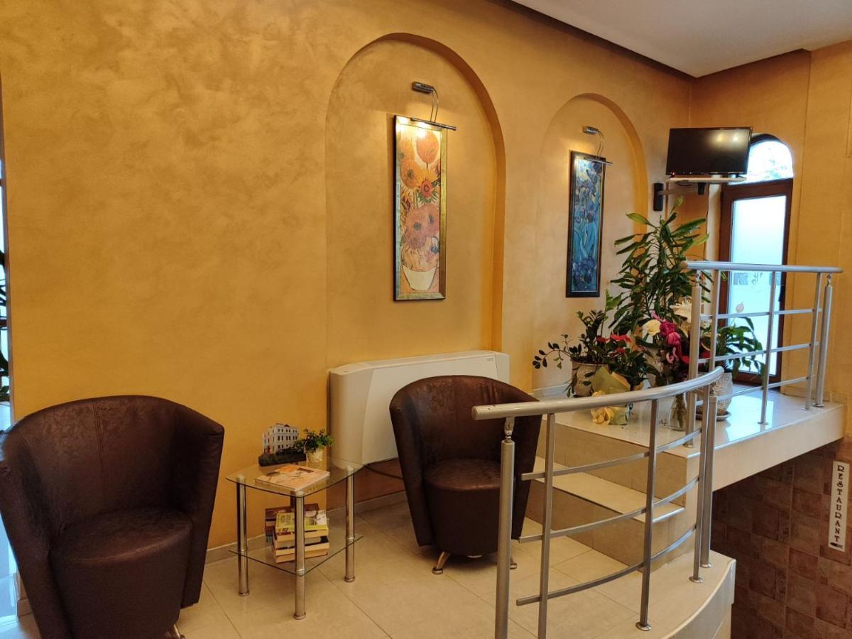 Семеен Хотел "Булаир" Burgas Exterior foto
