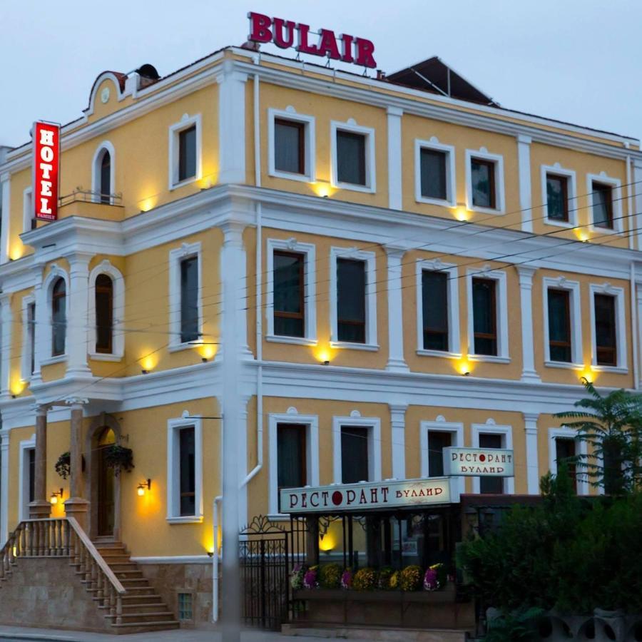 Семеен Хотел "Булаир" Burgas Exterior foto