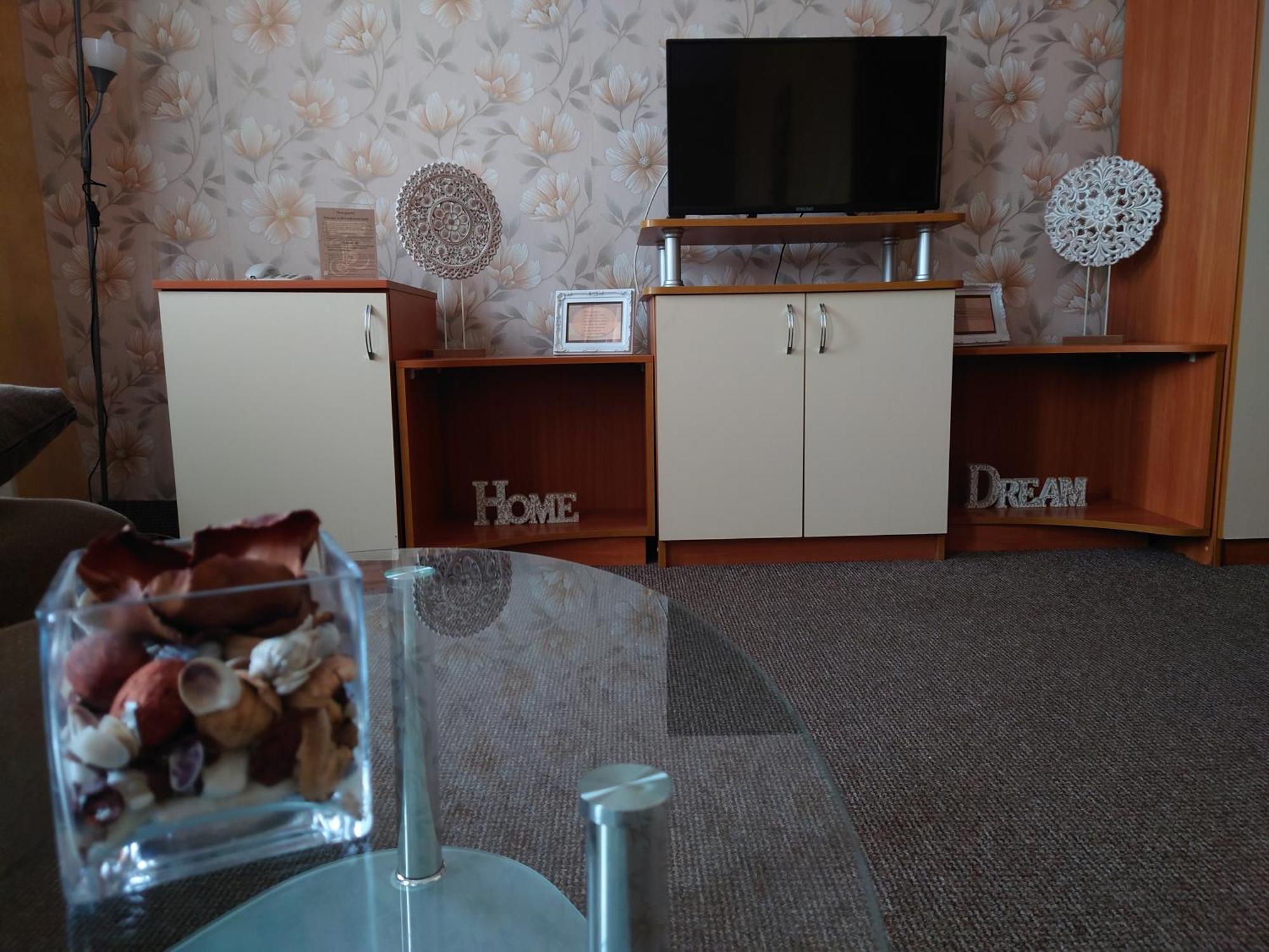 Семеен Хотел "Булаир" Burgas Exterior foto
